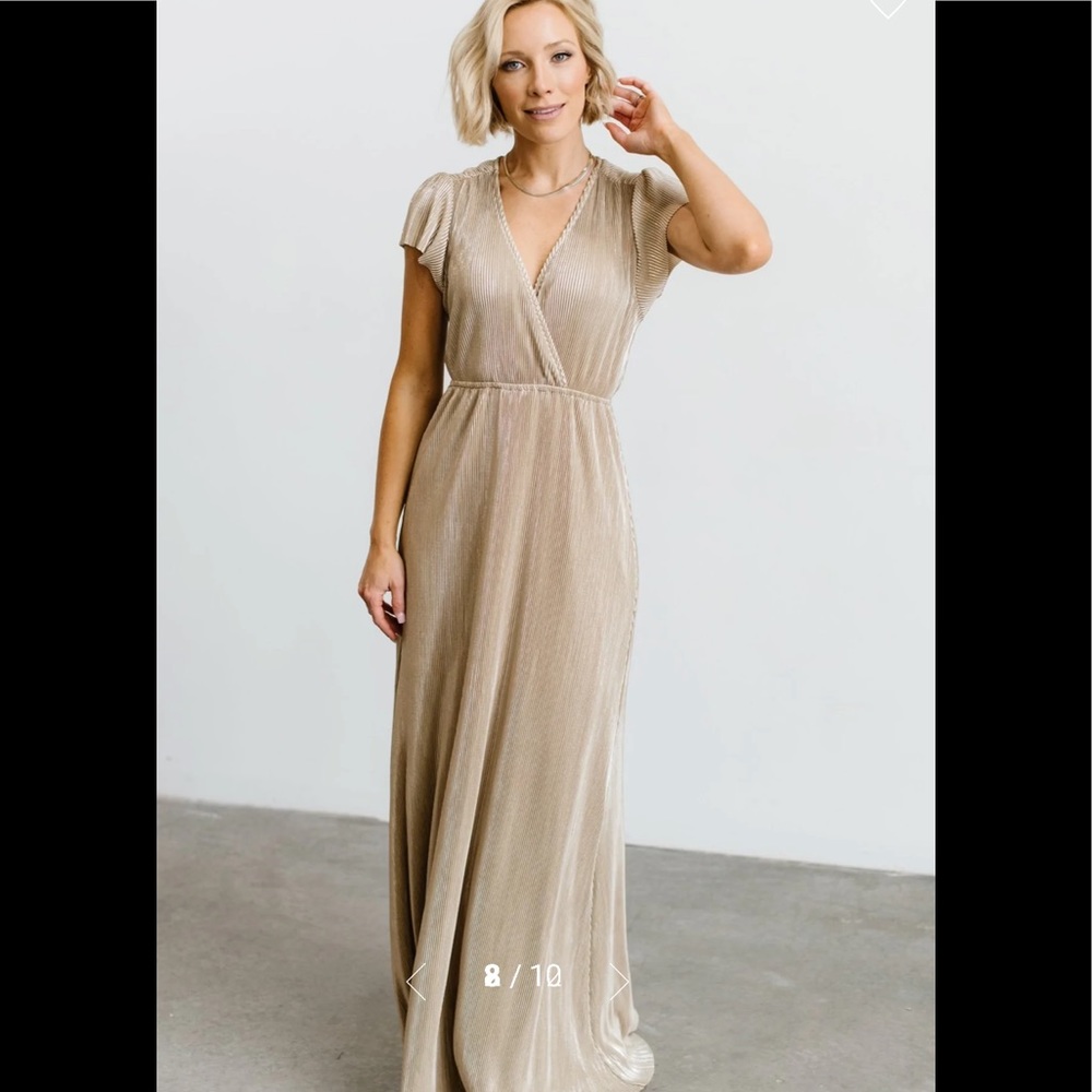 NWT - Baltic Born - Athena Pleated Maxi Dress - Size Small